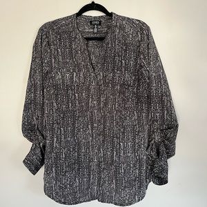 Jones New York patterned blouse
